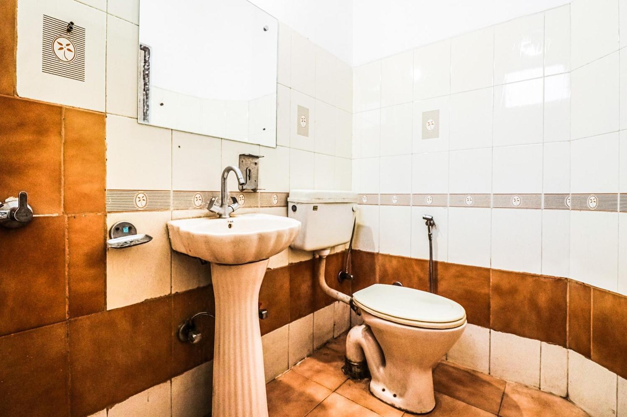 Hotel O Avni Residency Gurgaon Luaran gambar
