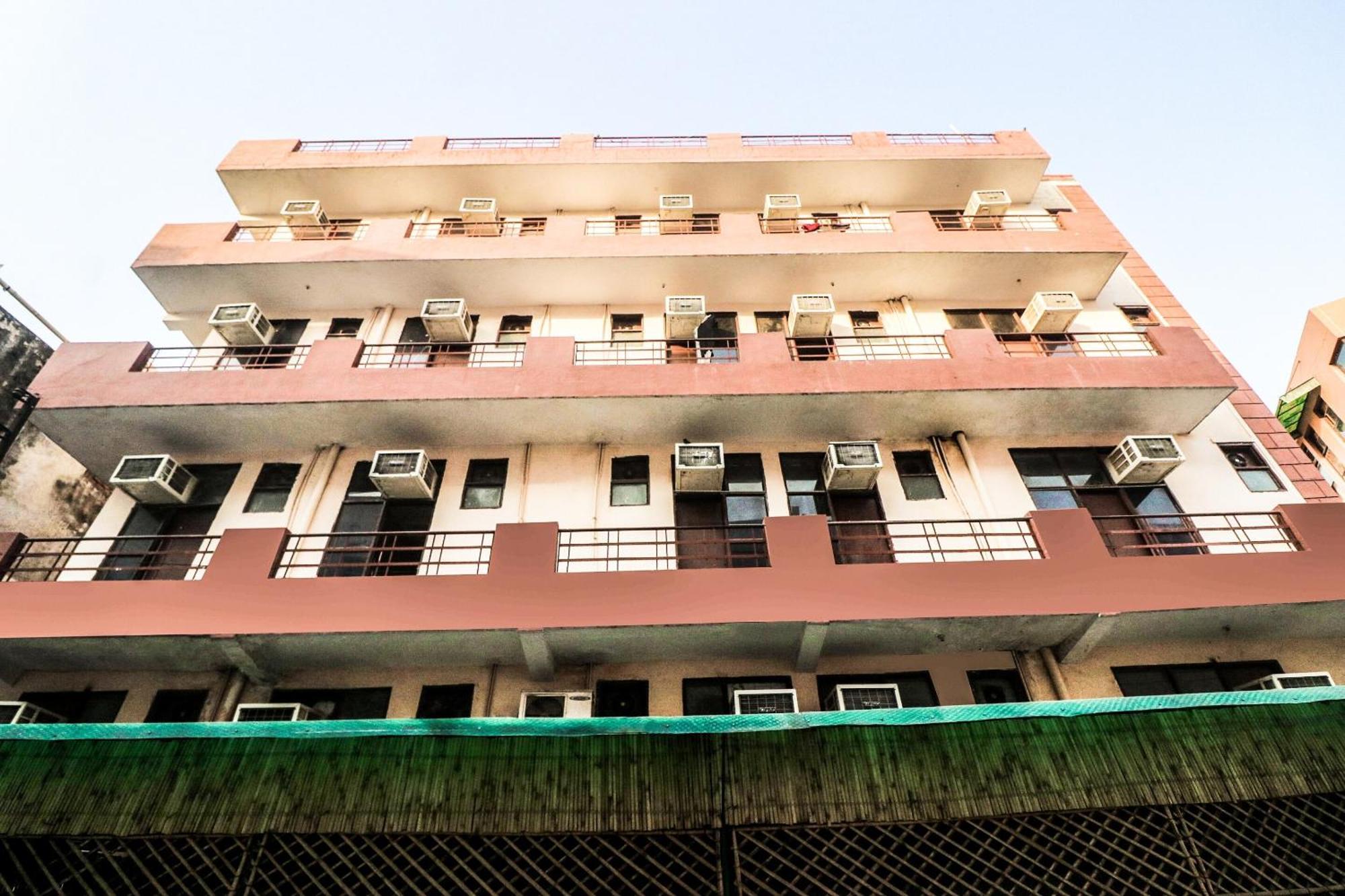 Hotel O Avni Residency Gurgaon Luaran gambar